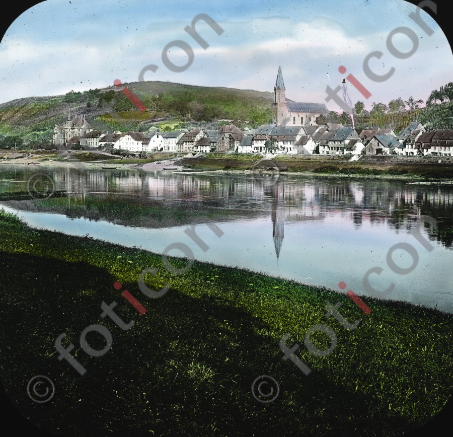 Blick auf Lieser | View of Lieser - Foto simon-195-044.jpg | foticon.de - Bilddatenbank für Motive aus Geschichte und Kultur